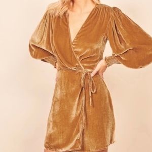 NWT Reformation Boheme Long Sleeve Wrap Dress in Gold